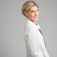 Dr. Estelle  Kelly
