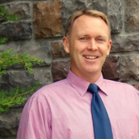 Dr. Christopher R Wells