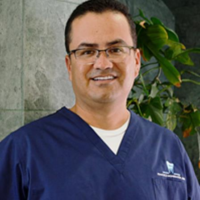 Dr. Francisco  Mondragon