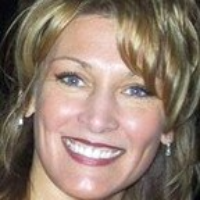 Dr. Lannette R Huffman