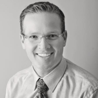 Dr. Steven  Arnold