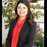 Dr. Elizabeth Phuong-Quynh Dinh