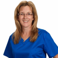 Dr. Shelly  King