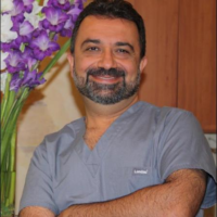 Dr. Kamran  Ruintan