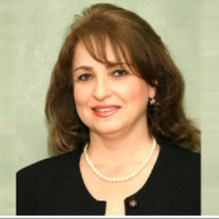 Dr. Larisa  Turkenich