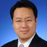 Dr. Steve Tongkun Hahn