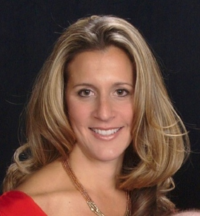 Dr. LYNN A TRAVIS