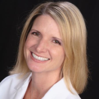 Dr. Lisa J McDonald
