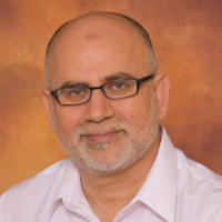 Dr. Amjad  Kinjawi