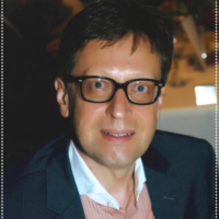 Dr. Taras  Roud