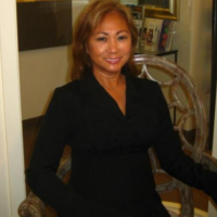 Dr. Edna T Santos