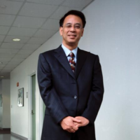 Dr. Martin  Chin