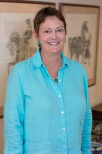 Dr. Robyn L Moyer