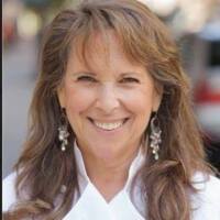 Dr. Marcia  Grossman