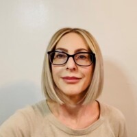 Dr. Molly  Gunsaulis