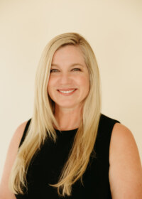 Dr. Linda Valleni Perkins