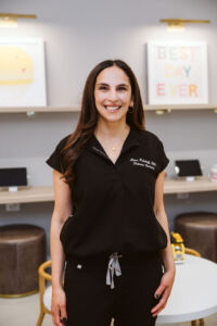Dr. Mitra Yazdani Kabakoff