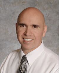 Dr. Babak Robert Meer