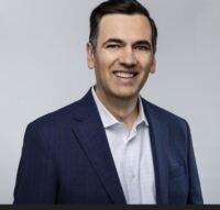 Dr. Daniel  Petrisor