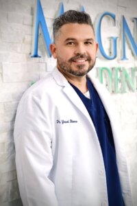 Dr. Yosvel  Blanco Sanchez