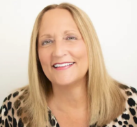 Dr. Faye E Licata