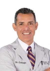 Dr. Rigoberto  Cornejo