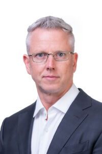 Dr. Christopher T Kirkup