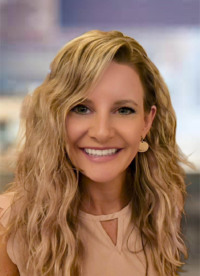 Dr. Lyndsay C Kuzmak