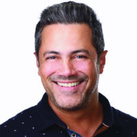 Dr. Alejandro  Echeverry