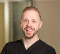 Dr. Erik Konrad Holz